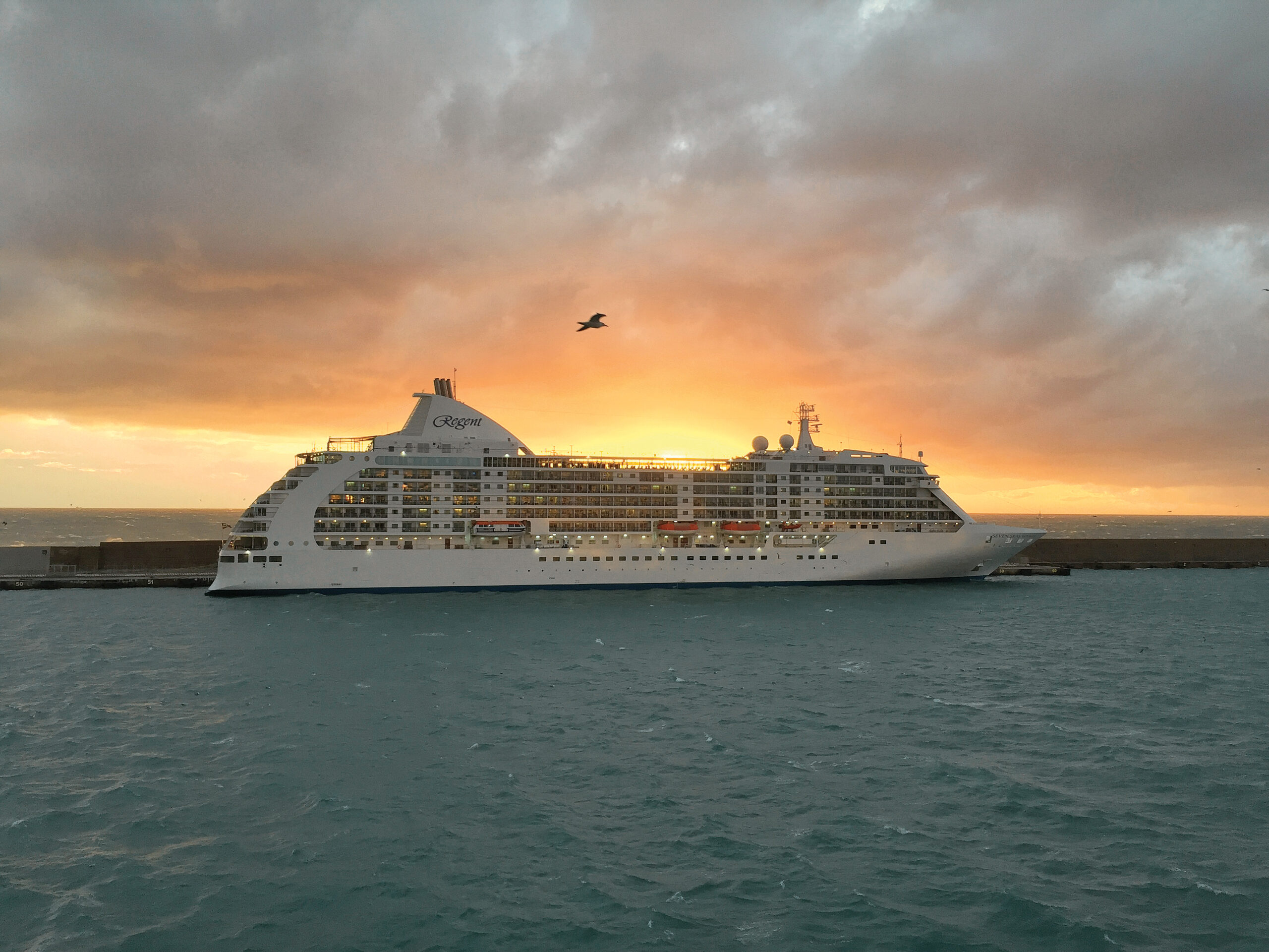 Regent Seven Seas Cruises (lien direct)